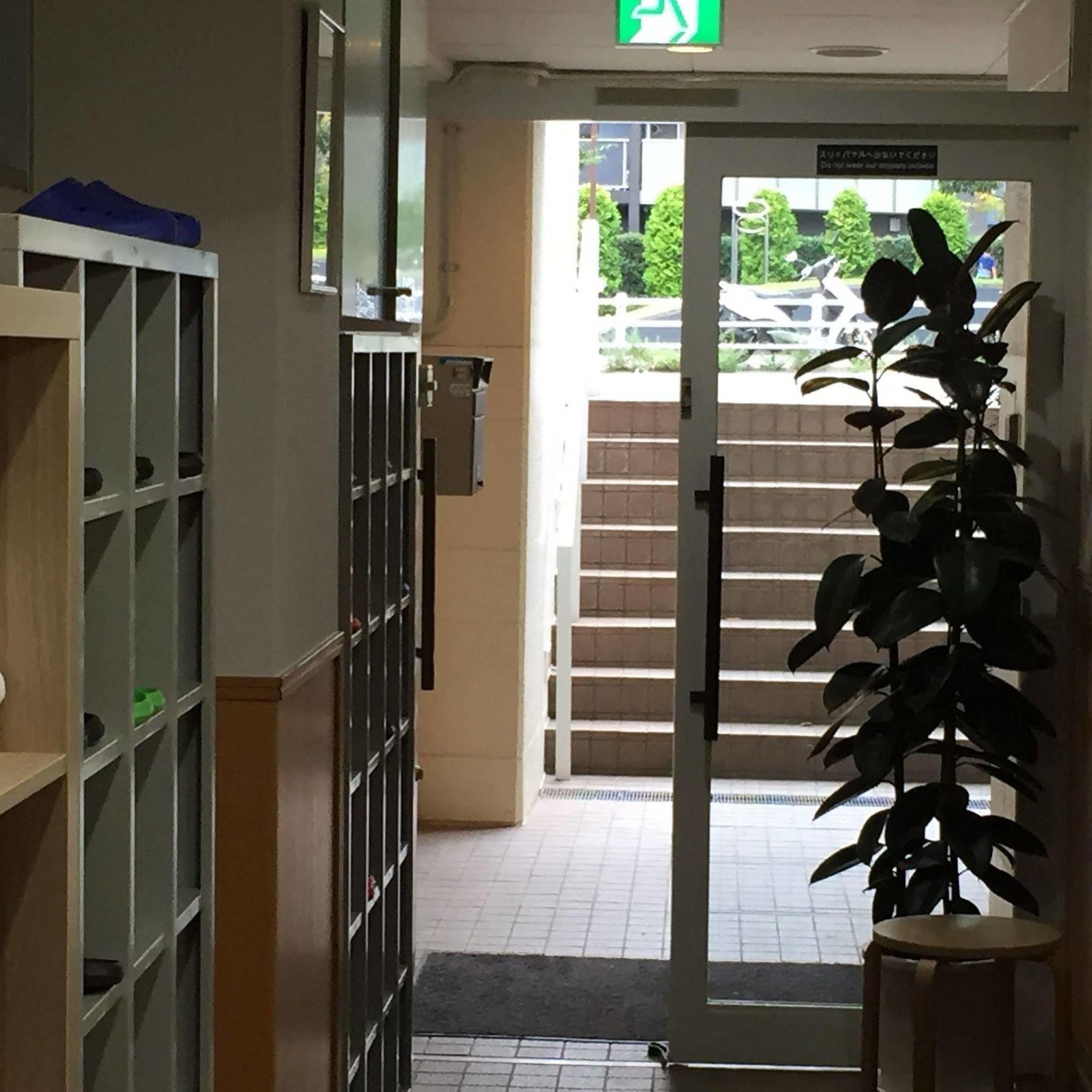 T&K Hostel Kobe Sannomiya East Bagian luar foto