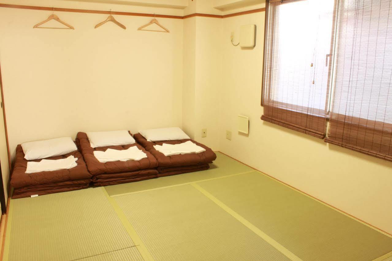 T&K Hostel Kobe Sannomiya East Bagian luar foto