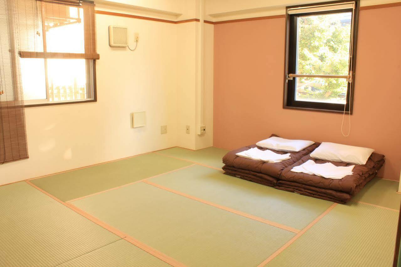 T&K Hostel Kobe Sannomiya East Bagian luar foto